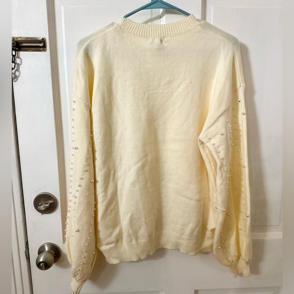 White Birch Cream Sweater with Pearl Accents NWT - Picture 8 of 8